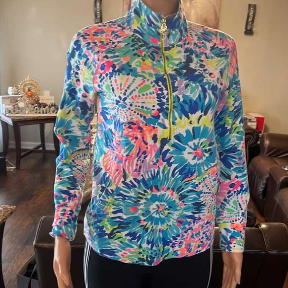 Lilly Pulitzer 🤩 - Picture 2 of 5